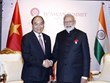 Премьер-министр Нгуен Суан Фук провел телефонные переговоры с премьер-министром Индии