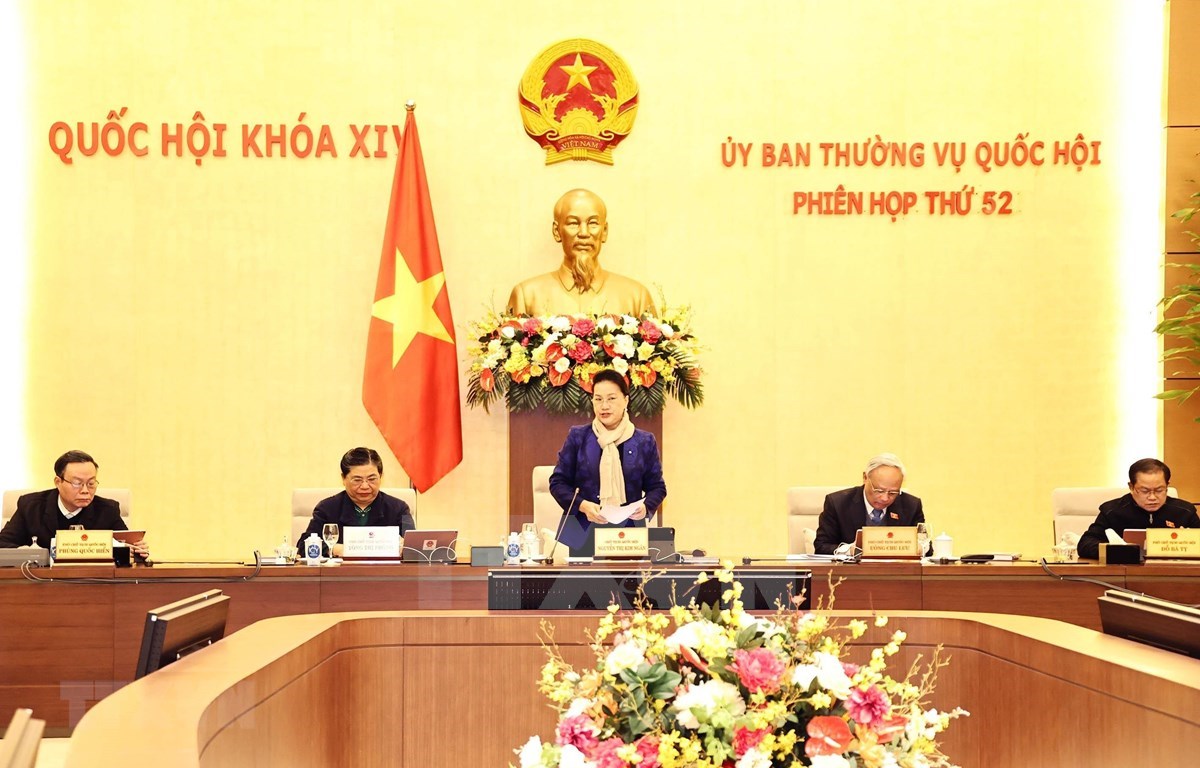 Председатель НС Нгуен Тхи Ким Нган выступает на 520й сессии Постоянного комитета НС, у тром 11 января. (Фото: Чонг Дык/ВИА)