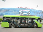 Электрический автобус VinBus испытывается в Ханое 
