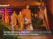 Сотни традиционных вьетнамских орнаментов аозай сияют в Храме литературы