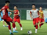 Сборная Вьетнама тренируется в ОАЭ, готовясь к матчу против Китая