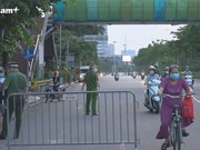 В первый день демонтирования 39 контрольно-пропускных пунктов в Ханое: в час пик на улицах многолюдно