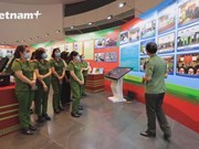 Жители столицы восхищаются силами Вьетнамской народной милиции