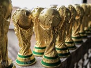 Производят кубки чемпионат мира по футболу 2022 года в гончарной деревне Батчанге