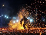 Уникальный фестиваль огненного танца народности Па Тхэн  – уникальная культурная особенность северных горных этносов