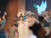 Специальный показ аозай чествует традиционные ценности Вьетнама