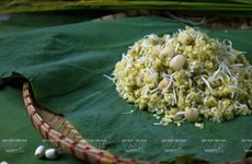Молоденький клейкий рис “кom» - вкус осени в Ханое