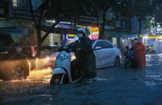 Тропический шторм приближается к Данангу