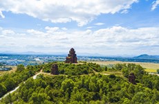 Башня Бань Ит – красота древней архитектуры Чампа в Биньдинь