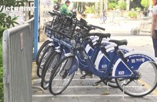 Новая услуга общественных велосипедов за 5000 донгов в Ханое