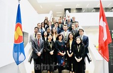 Вьетнам принимает участие в «Неделе семинаров на тему АСЕАН» в Швейцарии