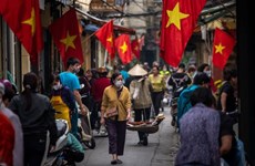 Financial Times высоко оценивает “наступательную” модель Вьетнама в борьбе с COVID-19