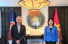 Вьетнам расширяет сотрудничество с межправительственными  организациями в Швейцарии