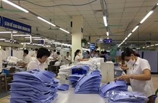 Экспорт швейно-текстильных изделий продолжит сокращаться