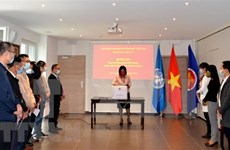 Вьетнамские представительства за рубежом собирают средства для помощи пострадавшим от наводнения