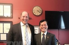 Посол Вьетнама в США провел телефонный разговор с конгрессменом Тедом Йохо