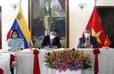 Посол продвигает деловое сотрудничество с венесуэльским штатом