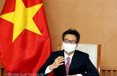 Заместитель премьер-министра Ву Дык Дам предложил ВОЗ ускорять поставку вакцины Вьетнаму