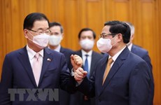 Премьер-министр Фам Минь Тьинь принял министра иностранных дел Южной Кореи Чон Ы Ёна
