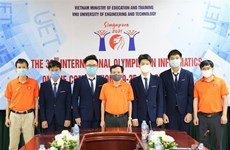 Четыре вьетнамских ученика выиграли серебро на Международной олимпиаде по информатике