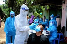 Эпидемия COVID-19: 2 августа во Вьетнаме было зарегистрировано 7.455 новых случаев