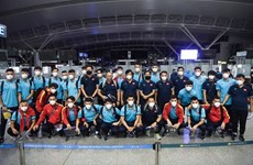 Сборная Вьетнама по футболу вернулась домой, чтобы подготовиться к матчу против Австралии