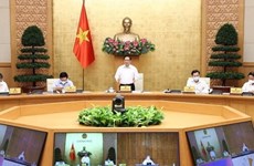 Премьер-министр Фам Минь Тьинь председательствует на очередном августовском заседании правительства