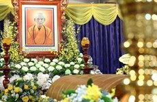 Президент Нгуен Суан Фук почтил память лидера буддийской сангхи Вьетнама Тхить Фо Туэ