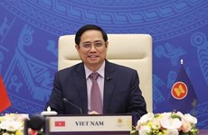Премьер-министр Фам Минь Тьинь предложил Индии продолжать играть активную роль в усилиях АСЕАН по поддержанию мира, безопасности и стабильности в Восточном море