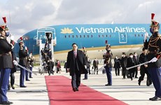 Премьер-министр Фам Минь Тьинь и высокопоставленная делегация Вьетнама начинают официальный визит во Французскую Республику