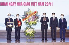 Председатель НС присутствовал на церемонии открытия нового учебного года и выразил благодарность учителям Ханойского медицинского университета