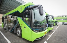 Первый парк умных электробусов появился на улице Ханоя