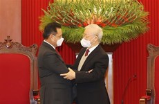 Генеральный секретарь КПВ принял прибывшего с визитом председателя национального собрания Лаоса