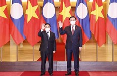 Председатель НС встретился с премьер-министром Лаоса