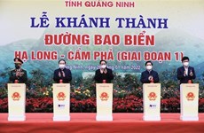 Премьер-министр принял участие в открытии крупных транспортных проектов в Куангнине