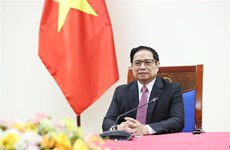 Премьер-министр Фам Минь Тьинь провел телефонный разговор с исполнительным директором программы COVAX