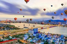Дананг встречает иностранных туристов фестивалем воздушных шаров