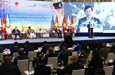Открытие вьетнамско-французского экономического форума высокого уровня