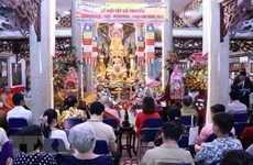 Традиционные новогодние праздники Лаоса, Таиланда, Камбоджи и Мьянмы отмечаются в Хошимине