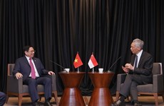 Премьер-министры Вьетнама и Сингапура договорились содействовать визитам на высоком уровне