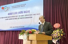 Дружественная встреча в честь 30-летия установления дипломатических отношений между Вьетнамом и Узбекистаном