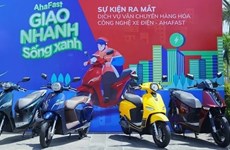 Vinfast и Ahamave запустят службу доставки на электрических мотоциклах