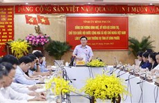 Председатель НС Выонг Динь Хюэ провел рабочую встречу с Постоянном бюро парткома провинции Биньфыок