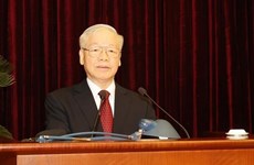 Генеральный секретарь Нгуен Фу Чонг: Продолжать решать важные вопросы на новом уровне с новыми решениями