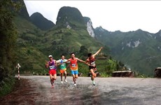 2.300 бегунов присоединились к международному марафону «Бег по маршруту счастья»
