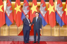 Председатель Сената Камбоджи завершил визит во Вьетнам