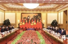 Генеральный секретарь Нгуен Фу Чонг провел переговоры с Генеральным секретарем, Председателем Си Цзиньпином