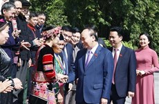 Президент государства встретился с выдающимися личностями из провинции Хажанг