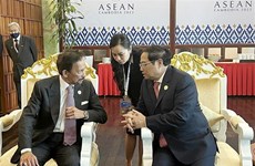 Встреча Фам Минь Тьиня с султаном Брунея-Даруссалама