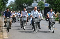 Город Хюэ становится «зеленым» за счет увеличения использования электромобилей